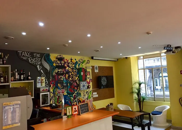 Golden Tram 242 Suites & Hostel